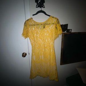 Lace midi dress with lace cap sleeve